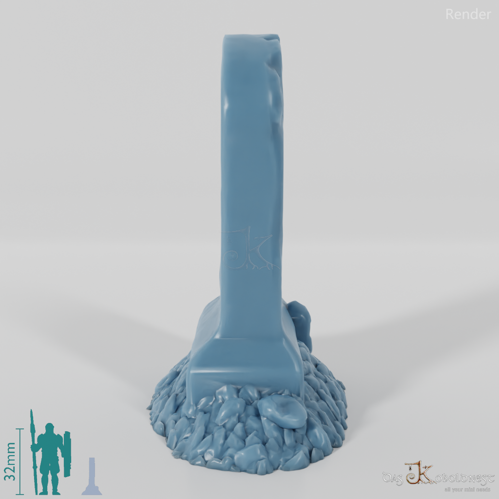 Behauener Grabstein 01